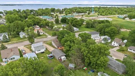 114 E Oak Street Osakis MN 56360