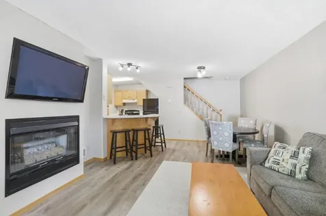 8426 Copperfield Way Inver Grove Heights MN 55076