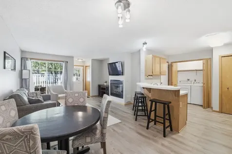 8426 Copperfield Way Inver Grove Heights MN 55076