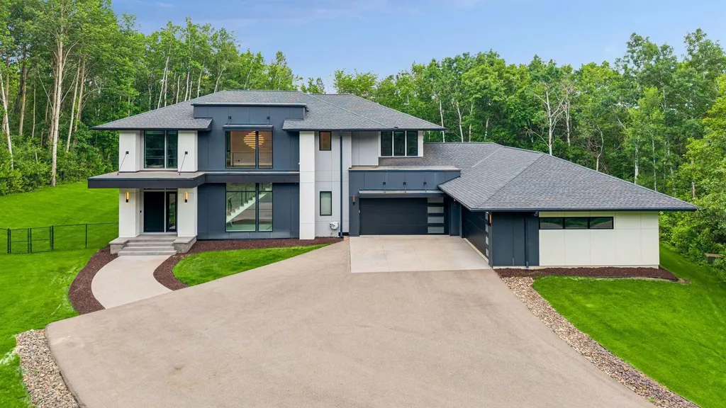 10371 Andrea Trail Inver Grove Heights MN 55077