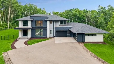10371 Andrea Trail Inver Grove Heights MN 55077