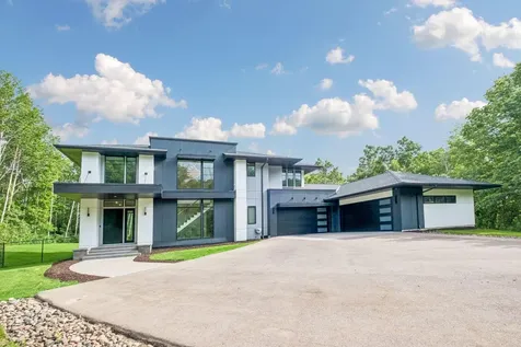 10371 Andrea Trail Inver Grove Heights MN 55077