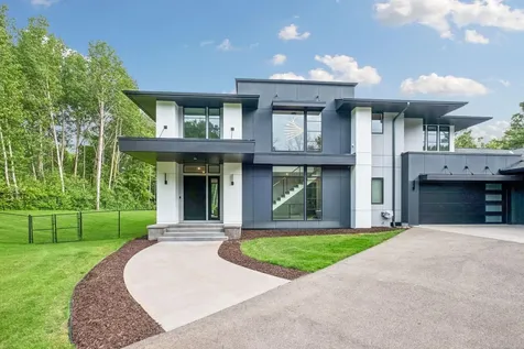 10371 Andrea Trail Inver Grove Heights MN 55077