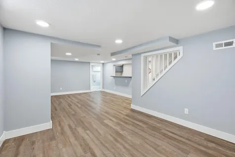 681 Wilder Street S Saint Paul MN 55116