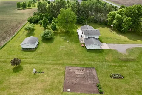 18827 County Road 17 Holdingford MN 56340