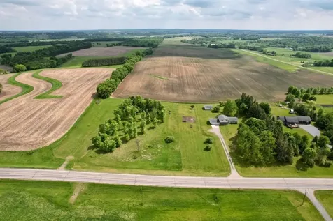 18827 County Road 17 Holdingford MN 56340