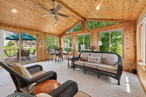 10435 Buckingham Drive Eden Prairie MN 55347