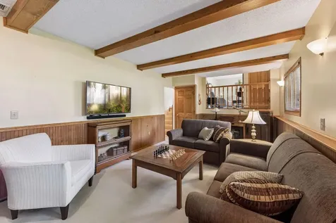 10435 Buckingham Drive Eden Prairie MN 55347