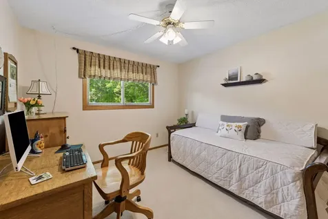 10435 Buckingham Drive Eden Prairie MN 55347