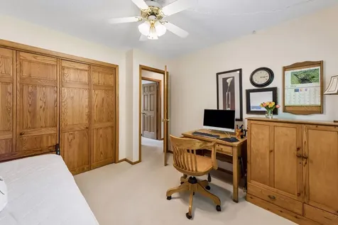 10435 Buckingham Drive Eden Prairie MN 55347
