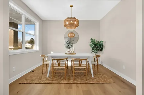 2164 Eustis Roseville MN 55113