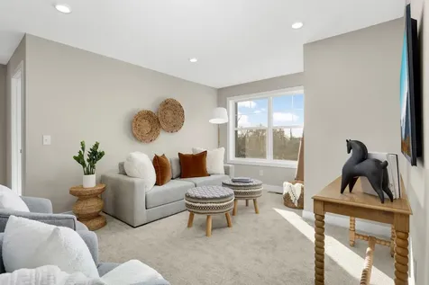 2164 Eustis Roseville MN 55113