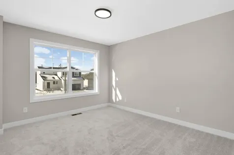 2164 Eustis Roseville MN 55113