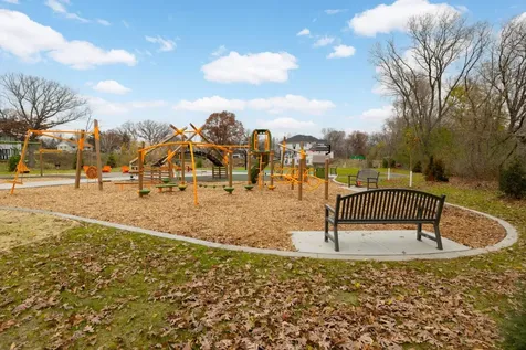 2164 Eustis Roseville MN 55113