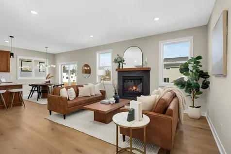 2164 Eustis Roseville MN 55113