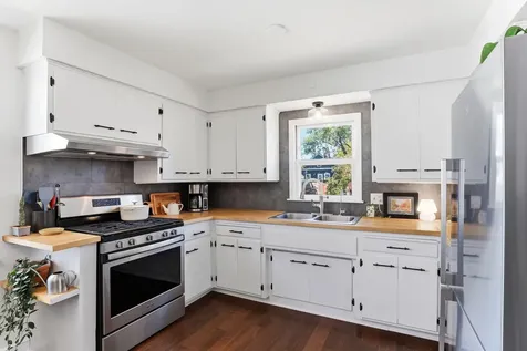 3521 10th Avenue S Minneapolis MN 55407