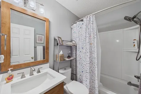 6534 Brook Lane Savage MN 55378