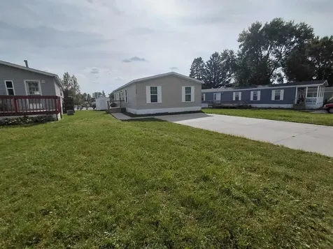 308 22nd Street NW Stewartville MN 55976