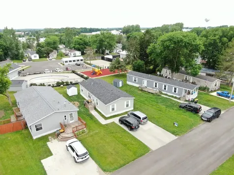 308 22nd Street NW Stewartville MN 55976