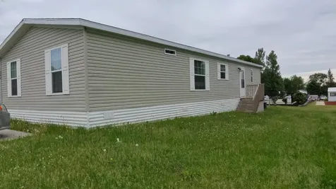308 22nd Street NW Stewartville MN 55976