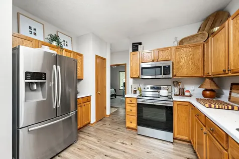 8000 Stratford Circle S Shakopee MN 55379
