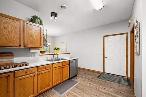 8000 Stratford Circle S Shakopee MN 55379
