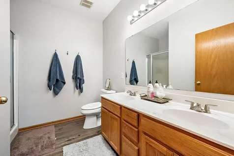 8000 Stratford Circle S Shakopee MN 55379