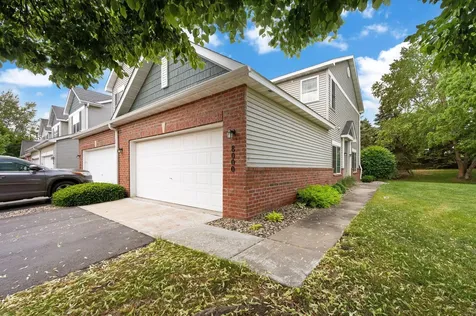 8000 Stratford Circle S Shakopee MN 55379