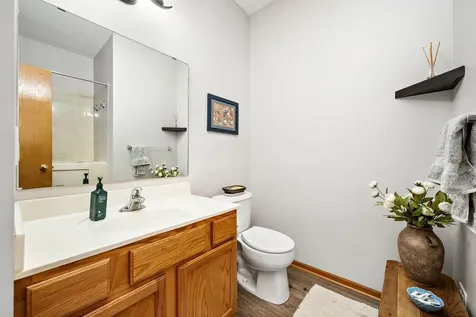 8000 Stratford Circle S Shakopee MN 55379