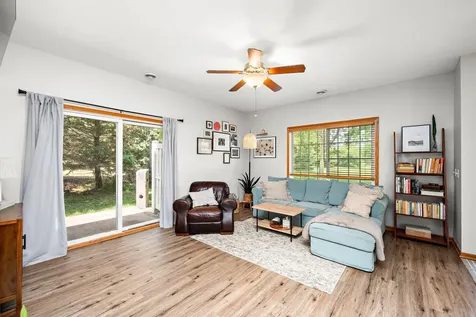 8000 Stratford Circle S Shakopee MN 55379