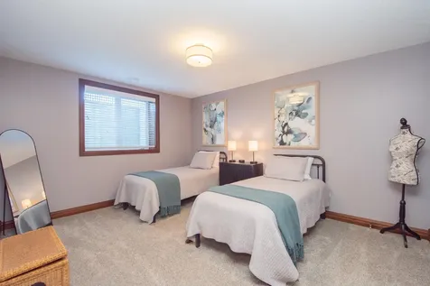 5467 47th Avenue S Fargo ND 58104