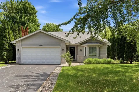 18027 Macon Street NW Elk River MN 55330