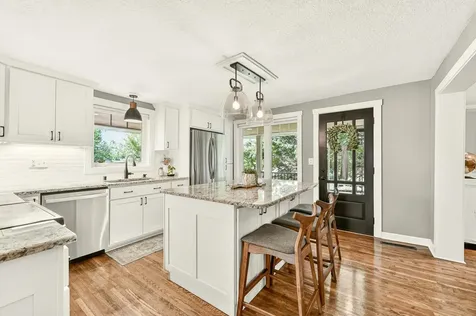 2537 Lisa Lane NE Rochester MN 55906