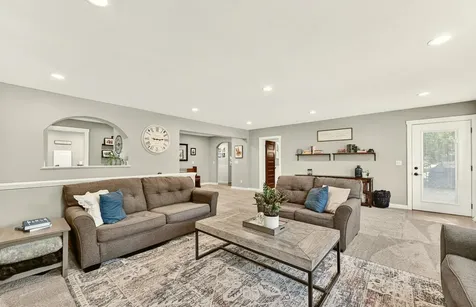 2537 Lisa Lane NE Rochester MN 55906