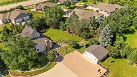2537 Lisa Lane NE Rochester MN 55906