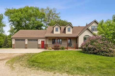 20482 28th Avenue N Hawley MN 56549