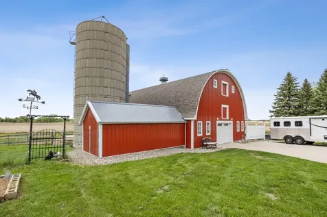 20482 28th Avenue N Hawley MN 56549