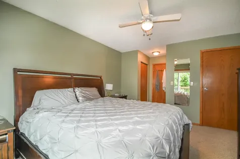 1513 28th Avenue S Fargo ND 58103
