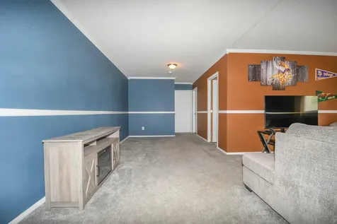 1513 28th Avenue S Fargo ND 58103