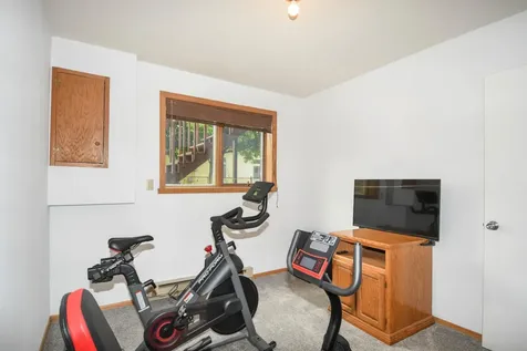 1513 28th Avenue S Fargo ND 58103