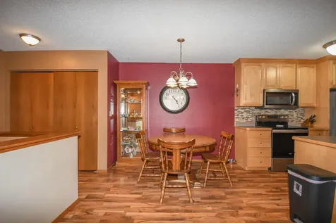 1513 28th Avenue S Fargo ND 58103