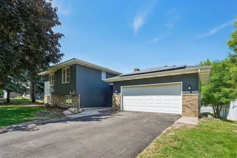 425 Crestview Drive S Maplewood MN 55119