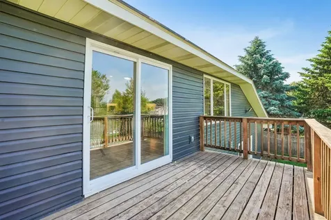 425 Crestview Drive S Maplewood MN 55119