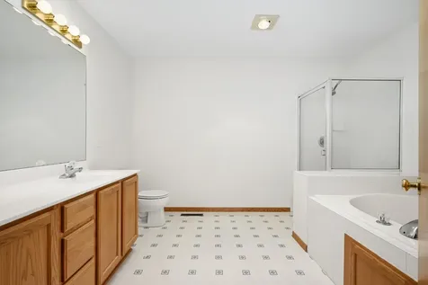 676 Falcon Ridge Road Woodbury MN 55125