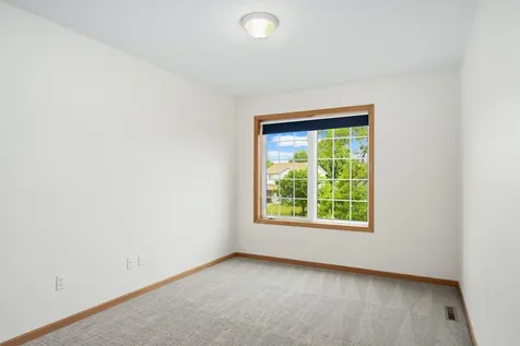 676 Falcon Ridge Road Woodbury MN 55125