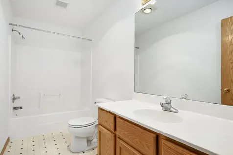 676 Falcon Ridge Road Woodbury MN 55125