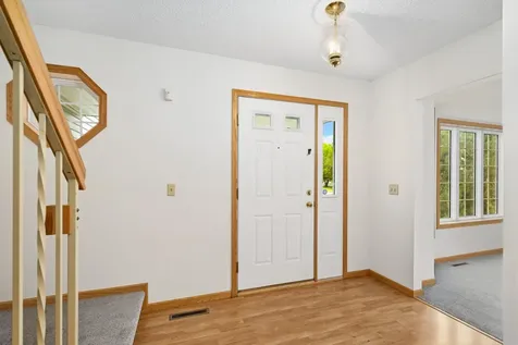 676 Falcon Ridge Road Woodbury MN 55125