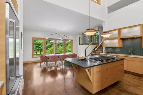 3225 W 38th Street Minneapolis MN 55410