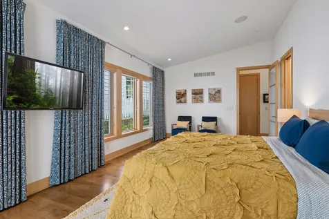 3225 W 38th Street Minneapolis MN 55410