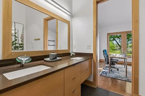 3225 W 38th Street Minneapolis MN 55410